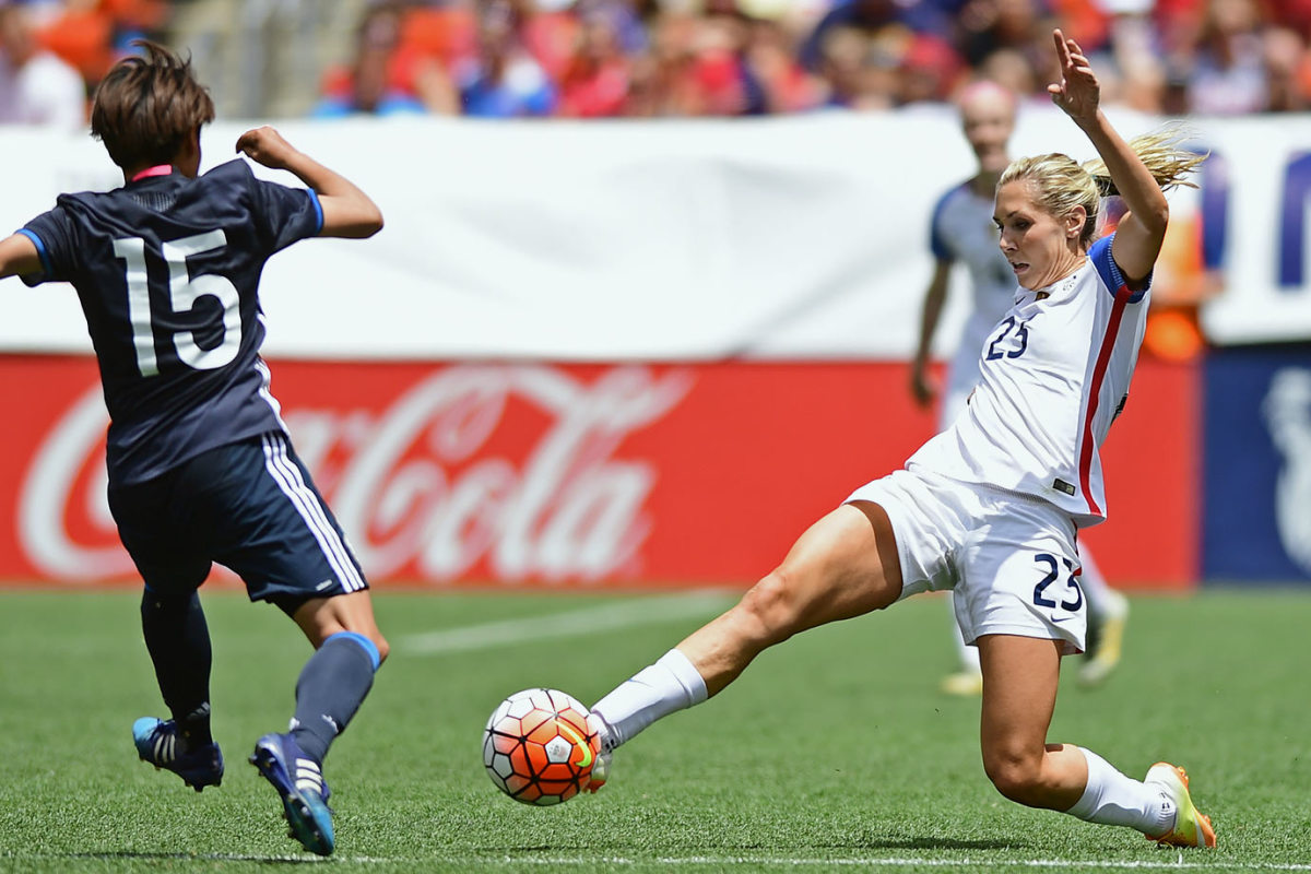 Allie-Long.jpg